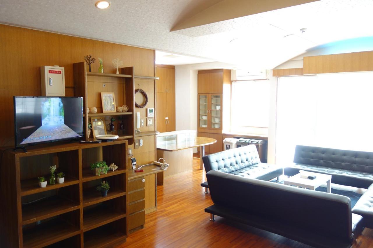 Okinawa Naha Rakuraku House Appartement Buitenkant foto